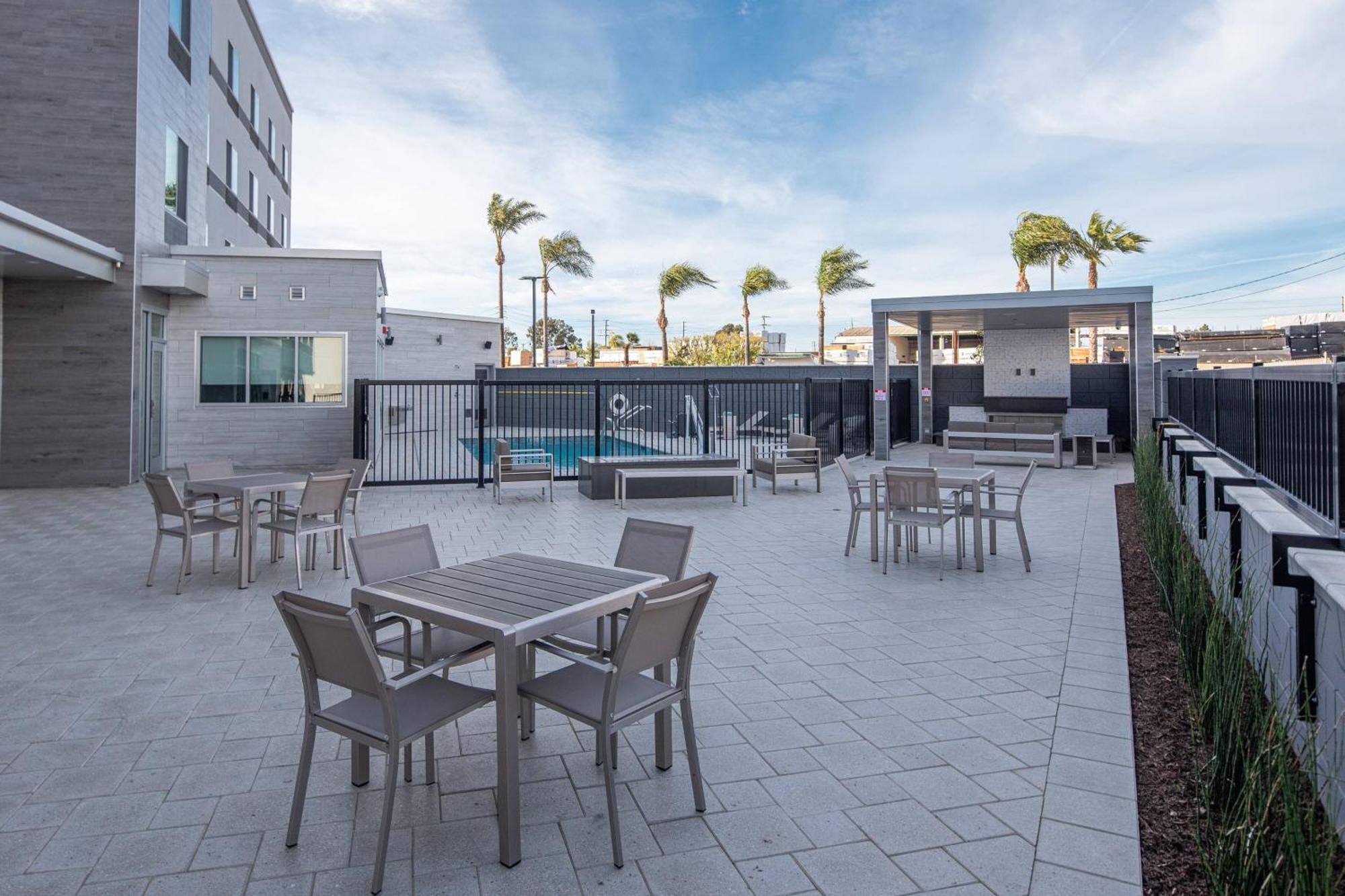 Fairfield By Marriott Inn & Suites Anaheim Los Alamitos Buitenkant foto
