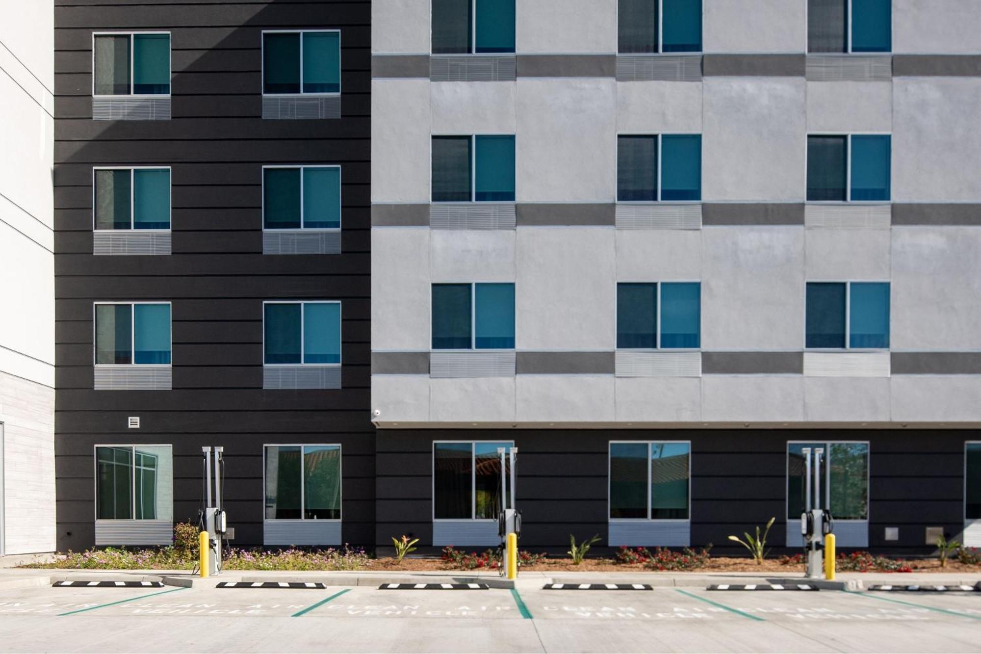 Fairfield By Marriott Inn & Suites Anaheim Los Alamitos Buitenkant foto
